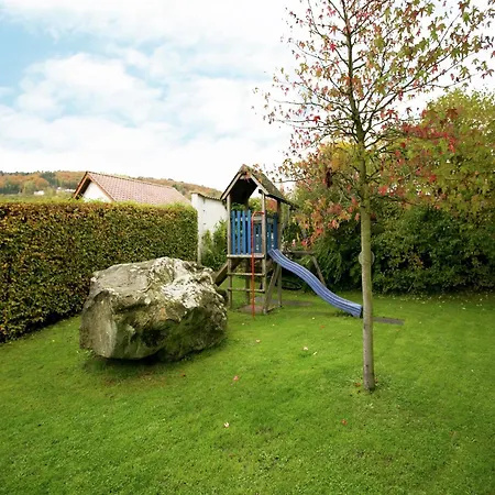 In Muellerthal With Balcony, Cleaning Included Bollendorf